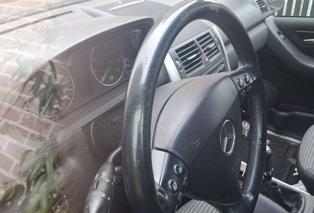 Mercedes-Benz Elegance