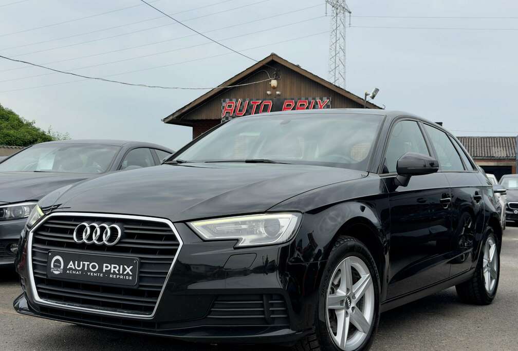 Audi Sportback 30 TFSI Design Navi Xénon Caméra Cruise