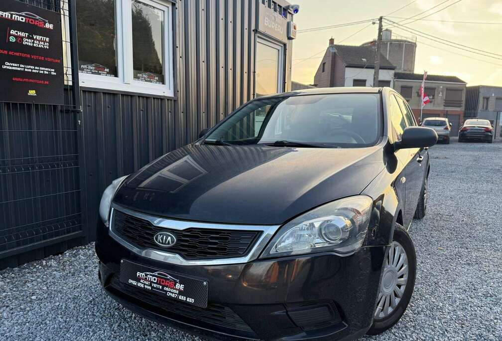 Kia Cee\'d 1.6 CRDi EX ISG EcoDynamics/ Entretien+CT OK