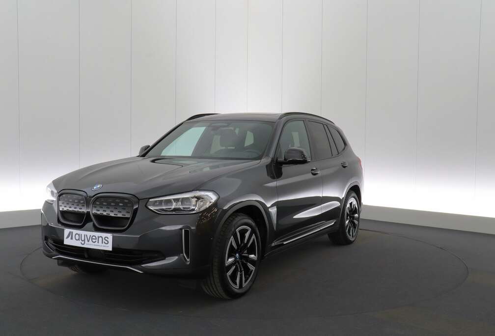 BMW 80 kWh Dark Shadow LEDER/CUIR LED GPS PDC CAM Pano