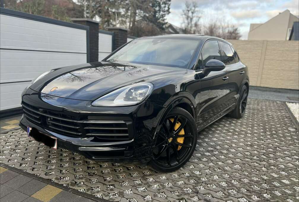 Porsche Cayenne 3.0i V6 Hybride Turbo S Platinum