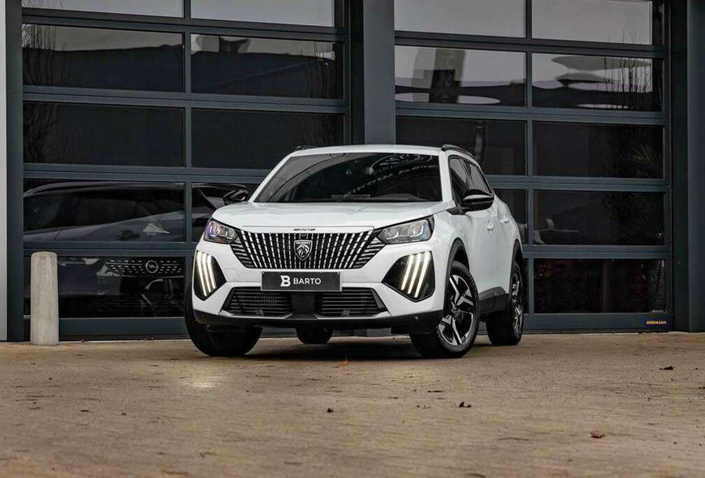 Peugeot 100 PK MT6  360 Camera  Keyless  Dodehoekde...