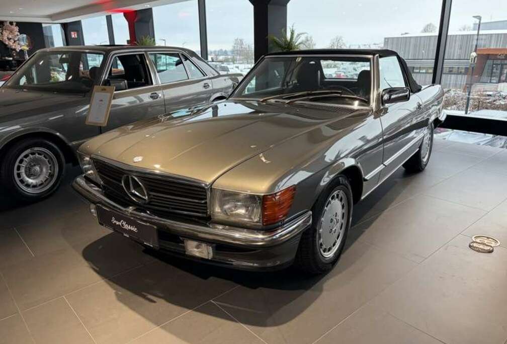 Mercedes-Benz SL300
