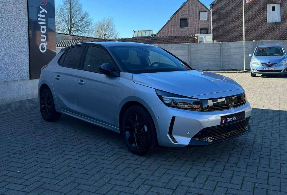 Opel GS 1.2 Turbo