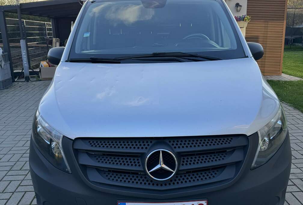 Mercedes-Benz Mercedes-Benz  Vito 111