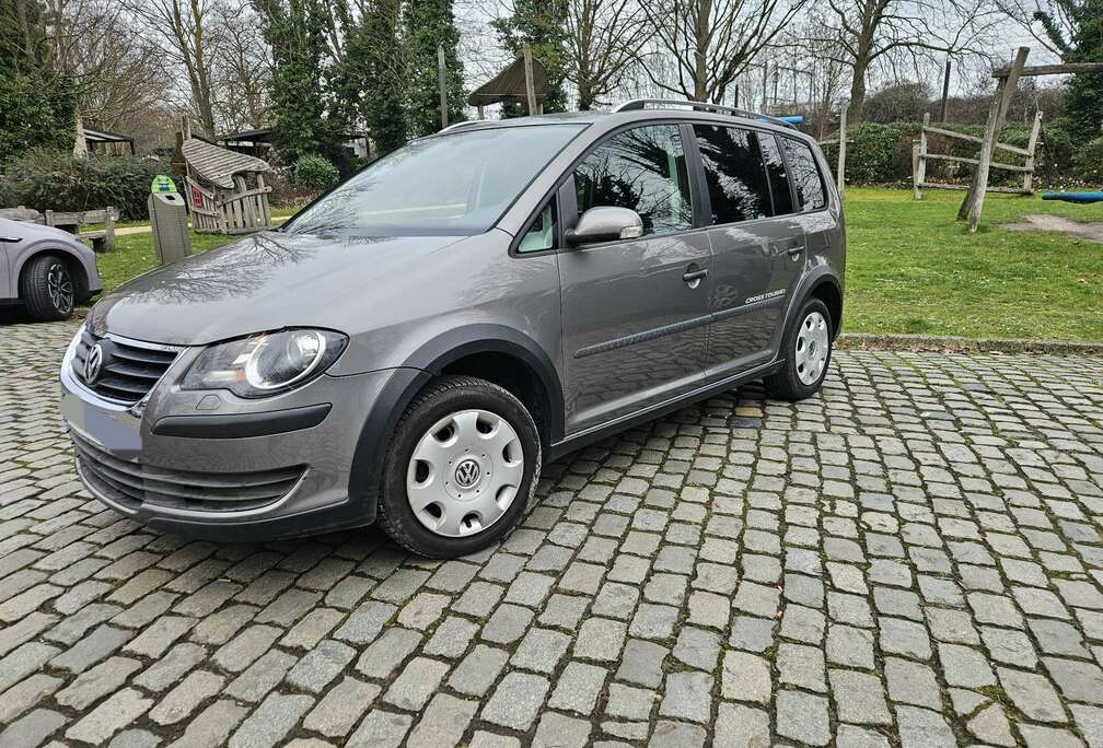 Volkswagen Crosstouran 1.4 TSI CrossTouran