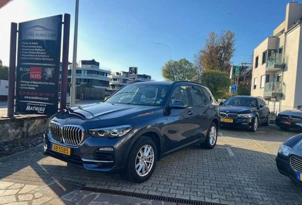 BMW 2.0 dA xDrive25 AdBlue