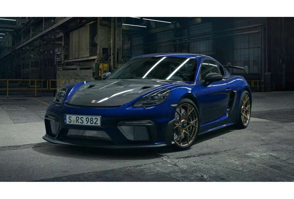 Porsche Cayman GT4 RS