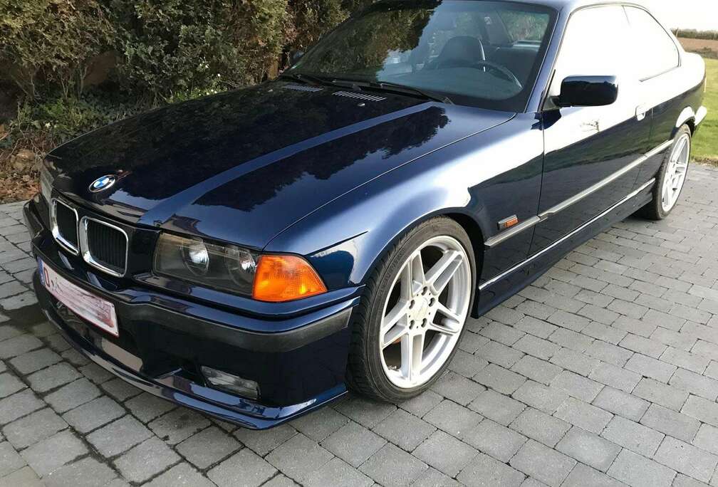 BMW coupe