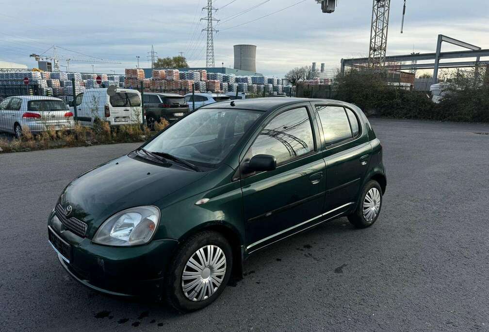 Toyota 1.3i AIRCO CLIMATISÉ