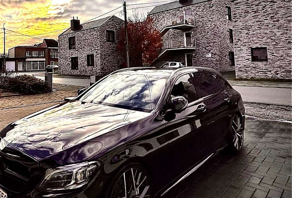 Mercedes-Benz 4Matic T 9G-TRONIC