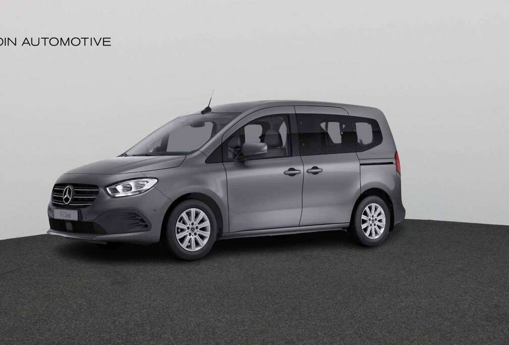 Mercedes-Benz 180 D L1 Progressive  Advantage Pack  Parkeerpak