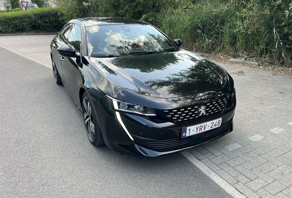 Peugeot BlueHDi 180 EAT8 GT