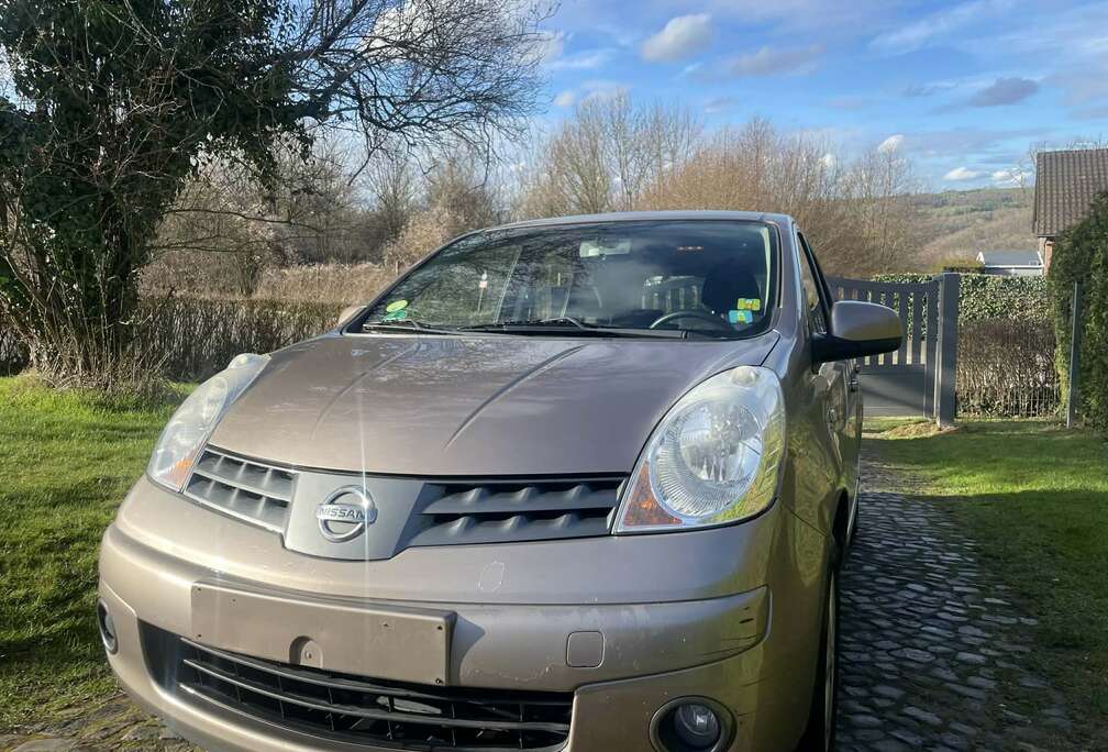 Nissan Tekna 1.6 16v
