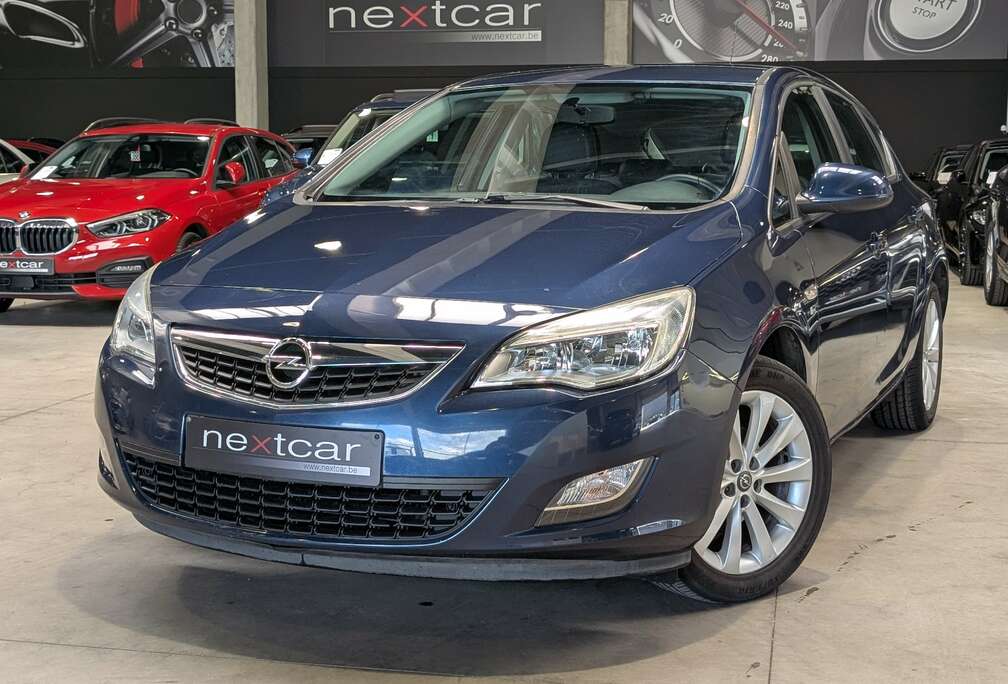 Opel 1.4i 150 Years *CRUISE-PARKING-17\