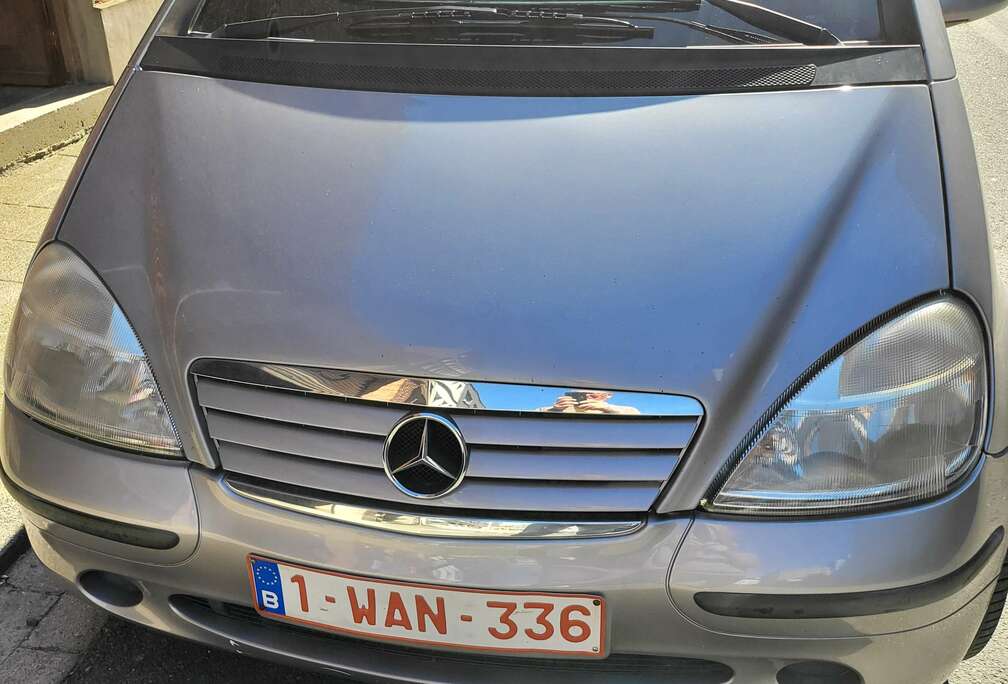 Mercedes-Benz A 190 Avantgarde
