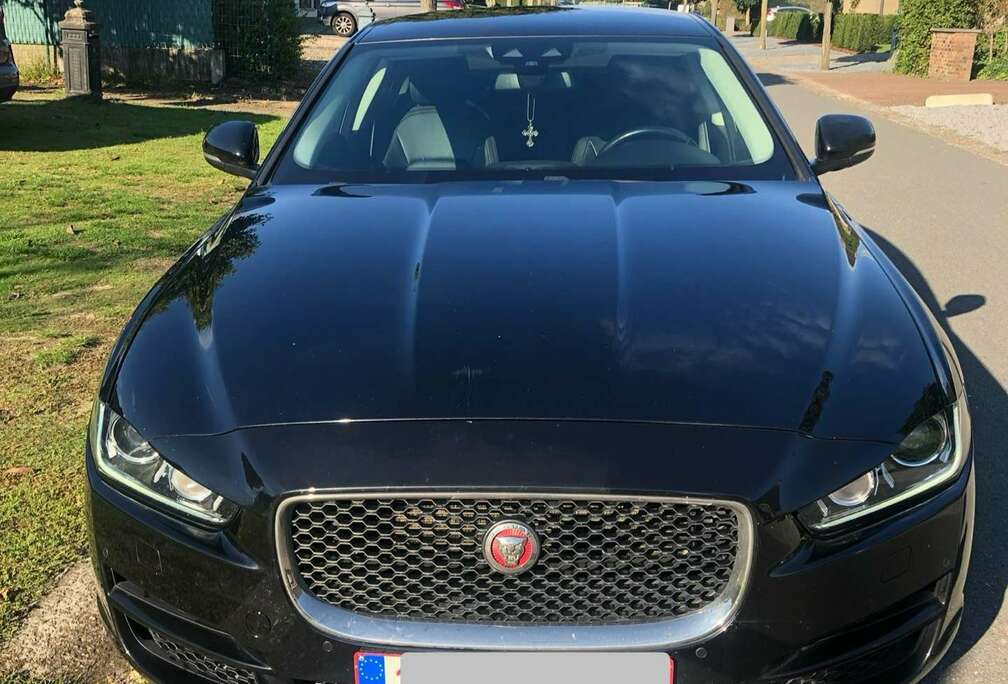 Jaguar JAGUAR 2.0T/FULL OPTION/SPORT/BENZINE/