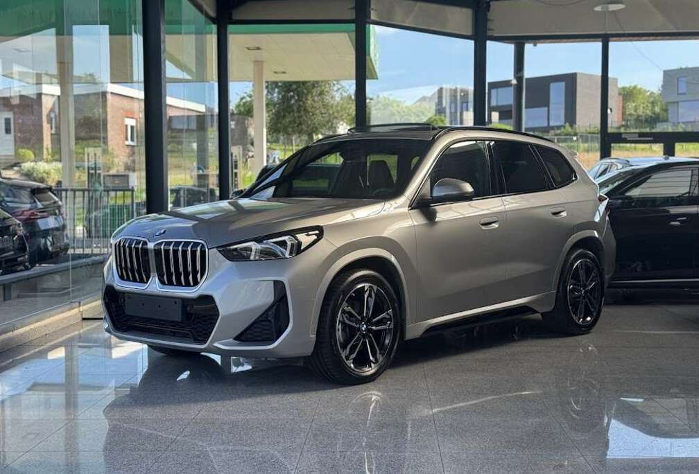 BMW sDrive18i M Sport  / KEYLESS / PANO / ADPT LED / CAM