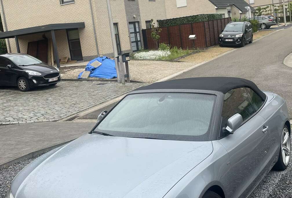 Audi Cabriolet 2.0 TDi S line Start/Stop DPF