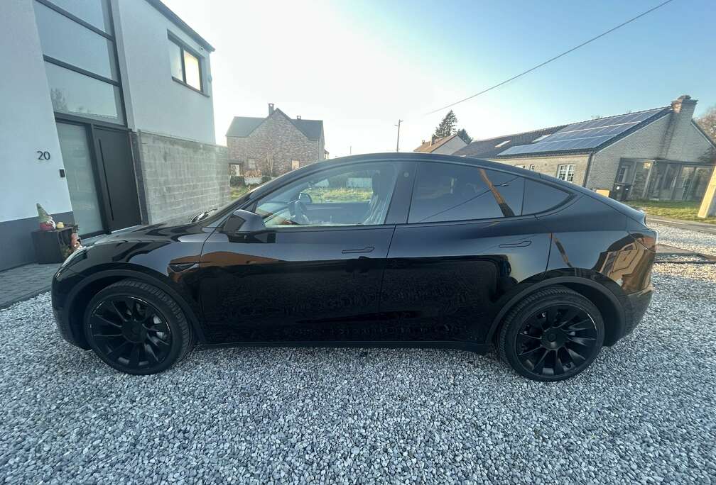 Tesla 72.5 kWh Dual Motor Long Range (324 kW)