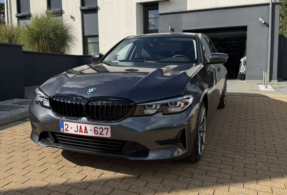BMW 320e