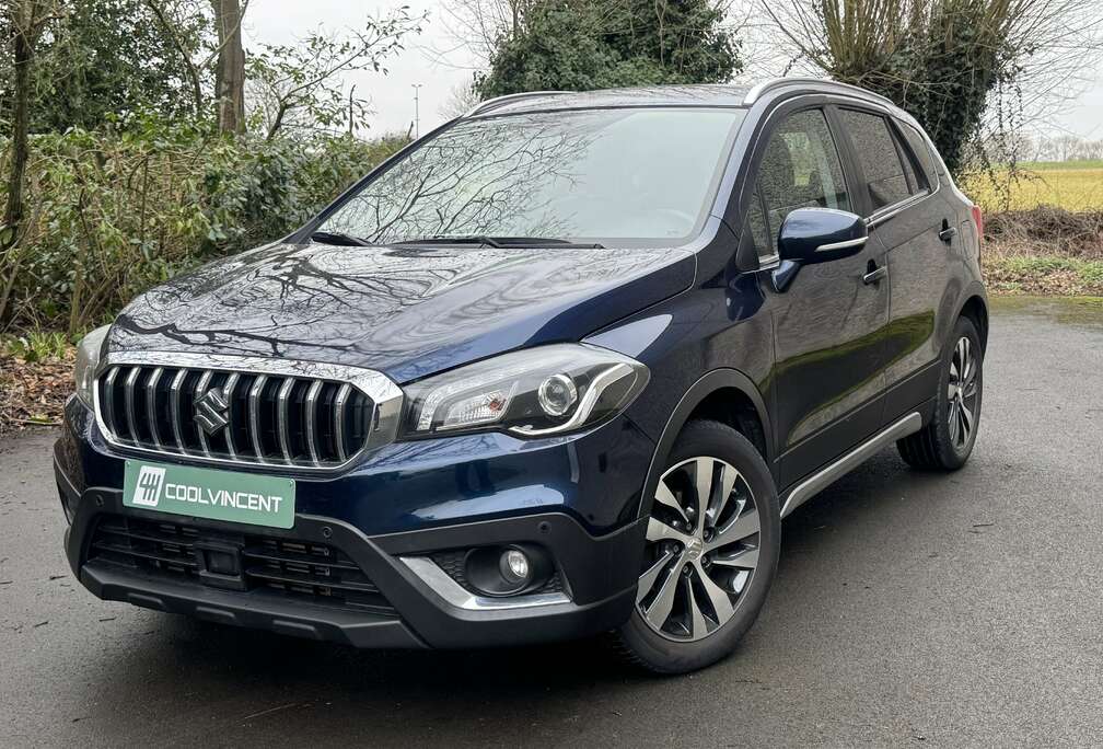 Suzuki SX4 S-CROSS // TOIT OUVRANT // ECRAN// CUIR