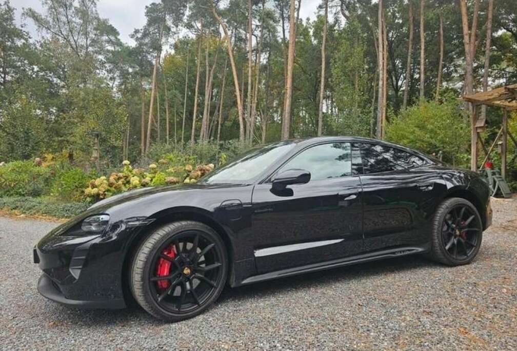 Porsche Taycan GTS/gyeon coat/Porsche Approved. Sep.2026