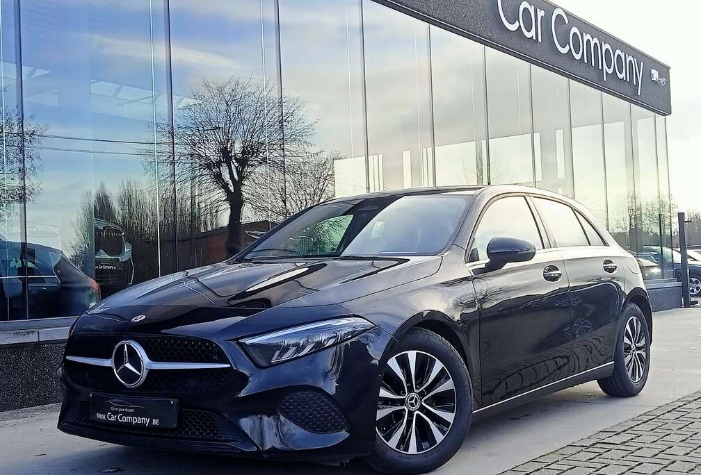 Mercedes-Benz A 180 7G-DCT BUSINESS LINE*GPS*LED*CAMERA*LEDER