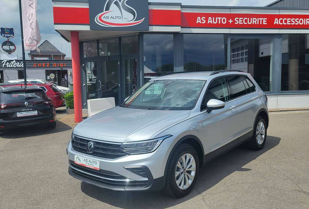 Volkswagen 1.4 eHybrid PHEV 150cv Life OPF DSG (180 kW)