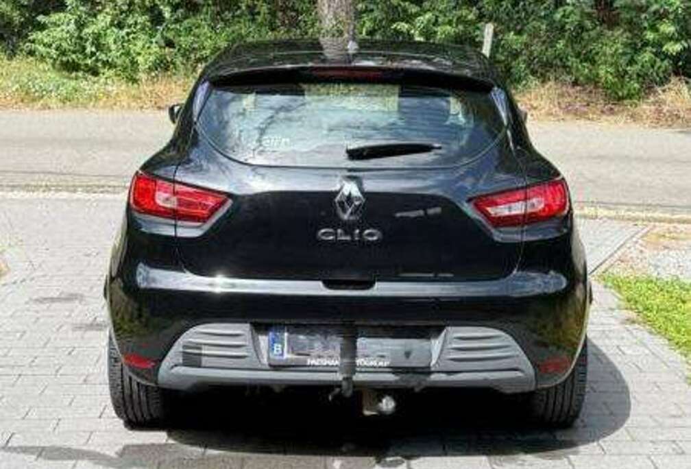 Renault Clio 1.2i Limited