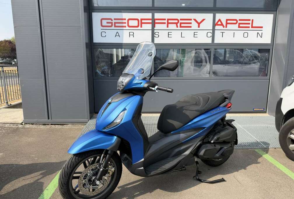 Piaggio S