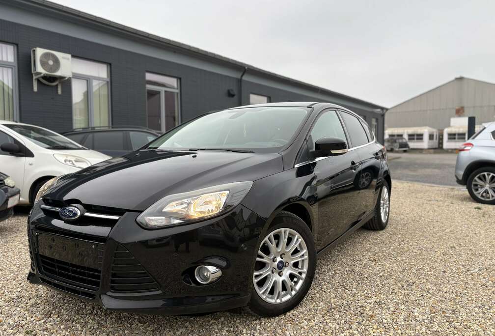 Ford Focus 1.0 EcoBoost ECOnetic Tech. Titanium