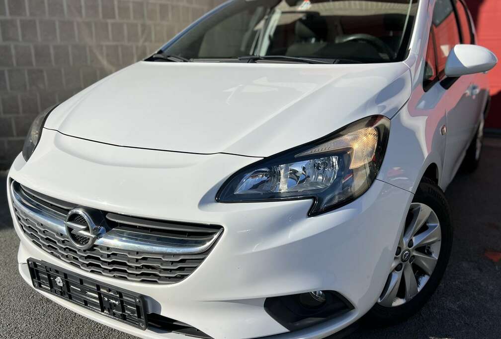 Opel 1.2i Cosmo + CLIM + CAR-PASS