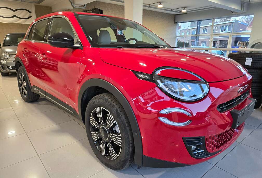 Fiat 600 1.2 Hybrid DCT