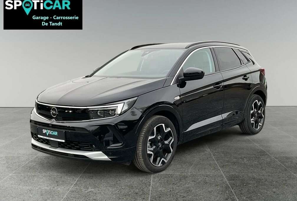 Opel Ultimate 1.2 benzine 130 Pk Automaat