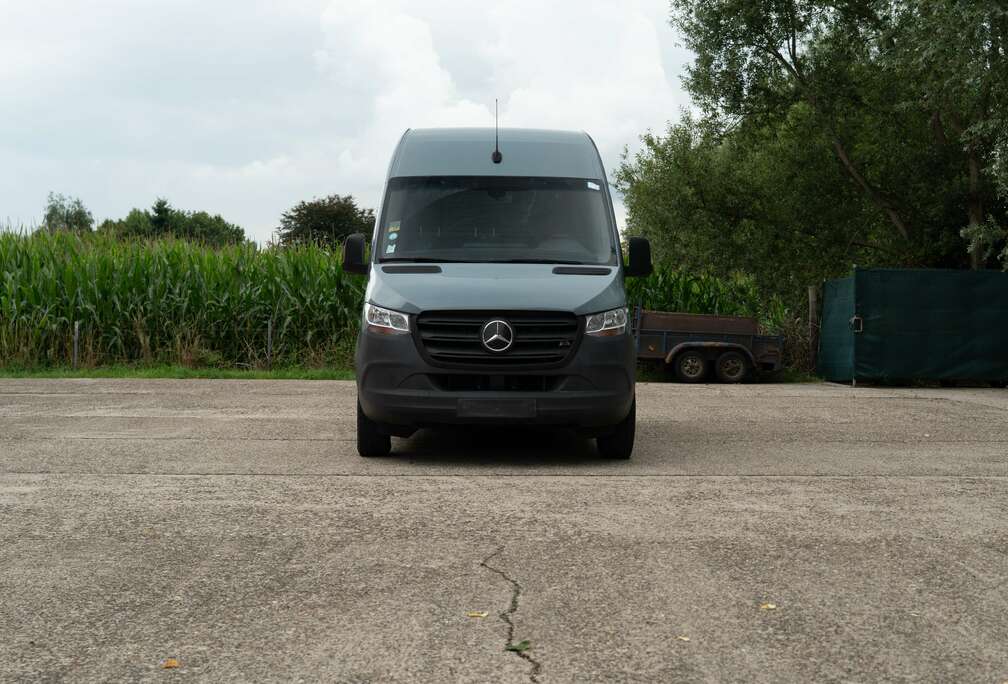 Mercedes-Benz eSprinter Standard 55/47 kWh