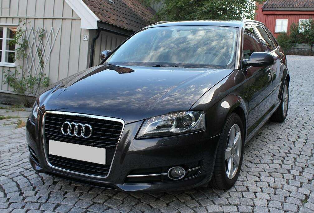 Audi C\'est une Année : 2011 Sportback 1,6 TDI.