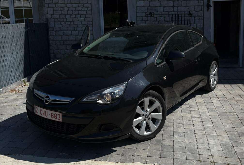 Opel Astra GTC 1.4i Enjoy