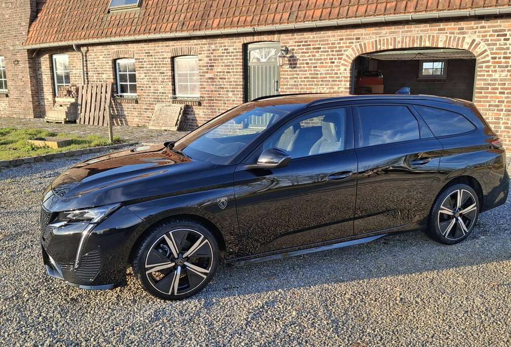 Peugeot 308 SW 1.2 Turbo MHEV GT S