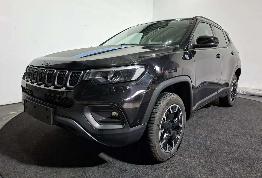 Jeep Compass PHEV 1.3 Turbo eAWD Trailhawk (EU6.4)