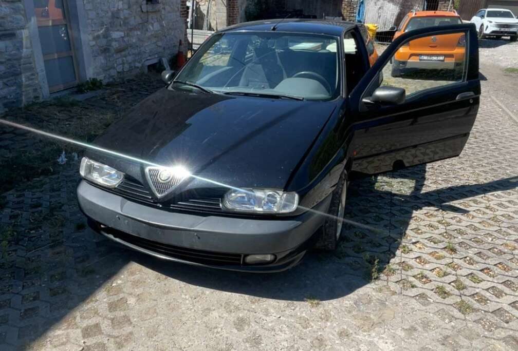 Alfa Romeo 1.6i
