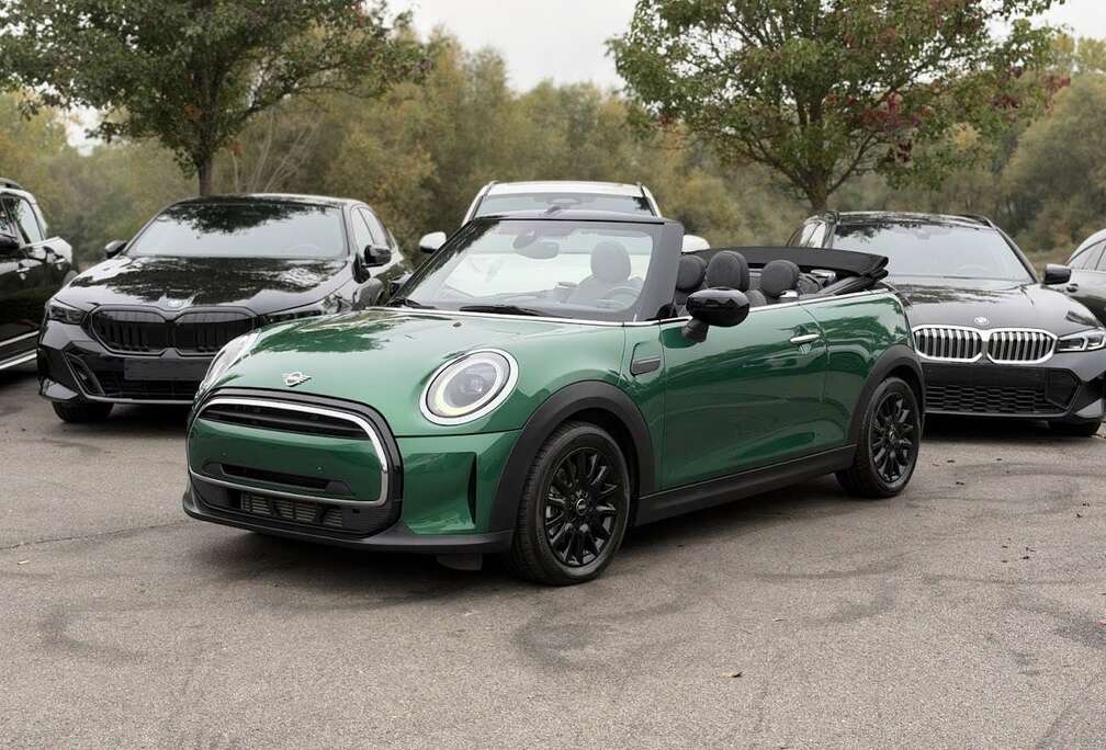 MINI AUTOMAAT // CAMERA / CARPLAY / VERW ZETELS / ...