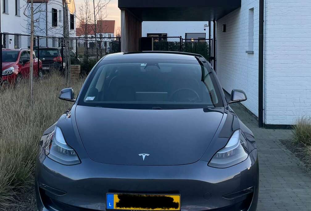 Tesla Model 3 78 kWh AWD Long Range Dual Motor (366kW)