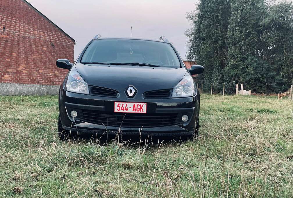 Renault Clio 1.2 16V Grandtour Exception