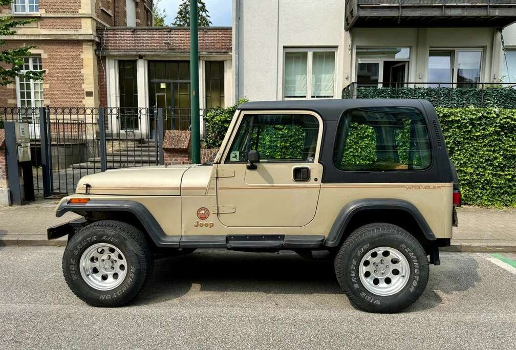 Jeep YJ Sahara Edition