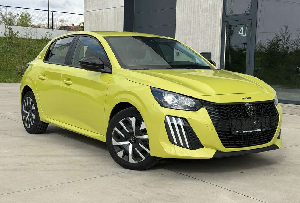 Peugeot 1.2i PureTech Euro 6e/ AIRCO/ Full LED/ CARPLAY/ NEW 6.175 KM