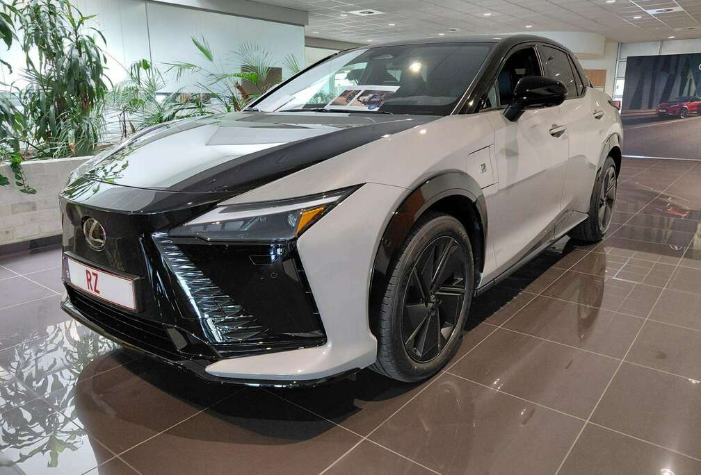 Lexus 550e AWD F SPORT Line