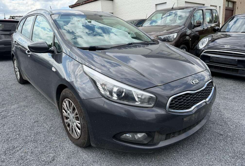 Kia Cee\'d 1.6 CRDi FIFA World Cup Edition