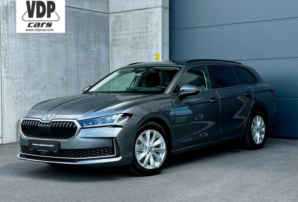 Skoda Kombi 1.5 iV SELECT PLUG IN HYBRID LED MATRIX AHK