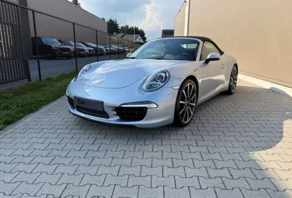 Porsche 911 Carrera S Cabriolet PDK / \
